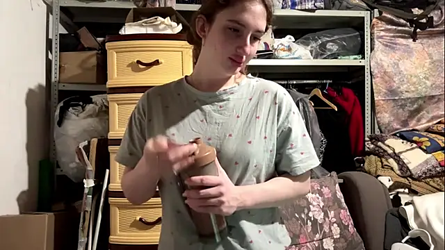 VelvetNoirra online show from April 11, 2026, 1:48 pm