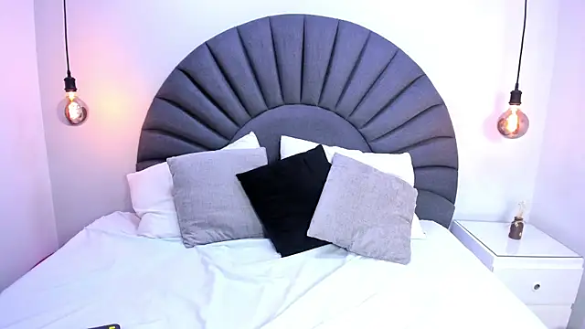 SussyVenom online show from April 17, 2026, 11:35 am