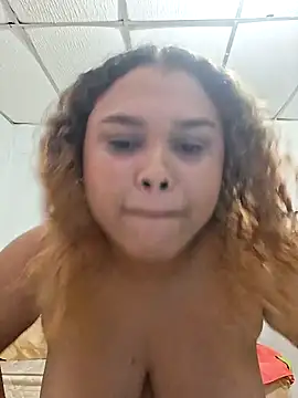 Stella Foxxx1 online show from April 22, 2026, 12:06 am