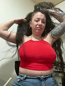 Snapshot of Alma_sensual chatting on April 10, 2026, 6:20 am Alma sensual online show from April 10, 2026, 6:20 am