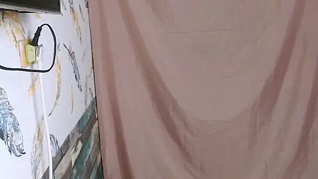 Ivy ss1881 online show from April 15, 2026, 1:44 am