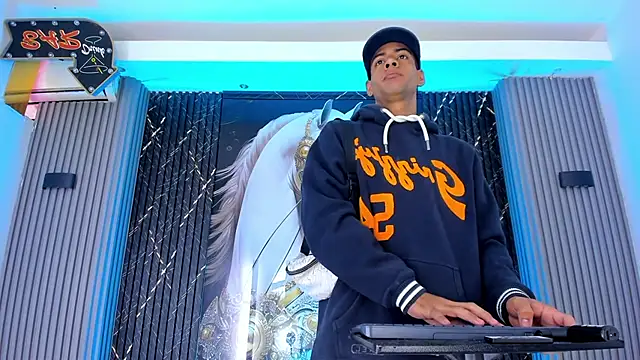 the knights of the night  online show from April 18, 2026, 3:42 am