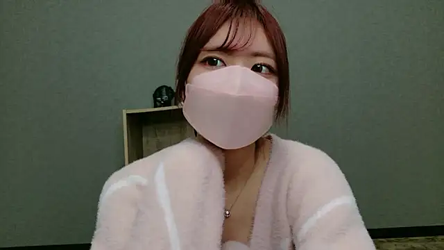 YUA 0425 online show from May 15, 2026, 2:09 am