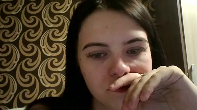 Snapshot of KikiAmino chatting on July 19, 2026, 5:05 am KikiAmino online show from July 19, 2026, 5:05 am