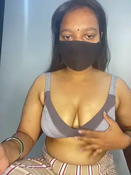Monika 6999 online show from May 1, 2026, 1:16 pm