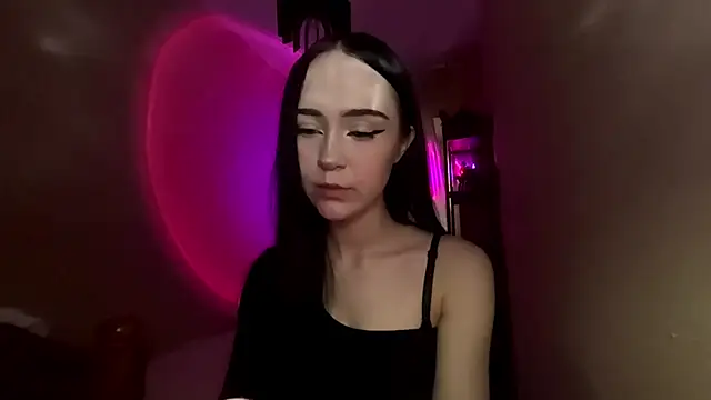 Adeline star online show from April 22, 2026, 10:11 am