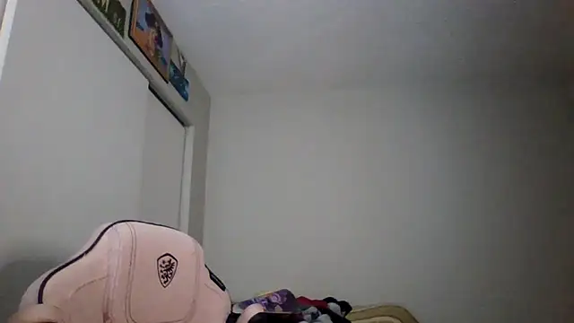 Snapshot of madzbailey chatting on July 20, 2026, 1:02 am madzbailey online show from July 20, 2026, 1:02 am