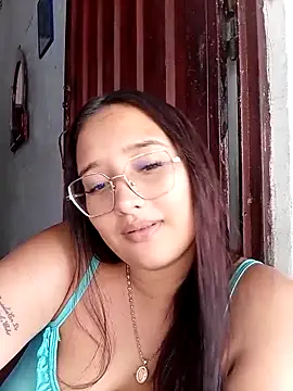 naughty girl hot  online show from April 17, 2026, 8:22 pm