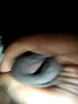 smalldick691333 online show from April 15, 2026, 5:39 pm