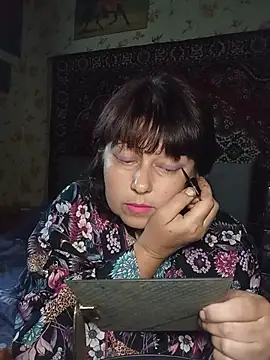 Snapshot of AuroKaria chatting on June 3, 2026, 3:17 pm AuroKaria online show from June 3, 2026, 3:17 pm