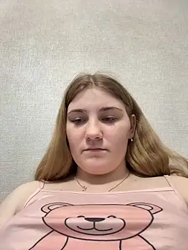 Flowers454 online show from April 5, 2026, 9:32 pm