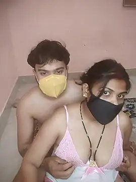 SURAJSAVITA online show from April 11, 2026, 8:45 pm