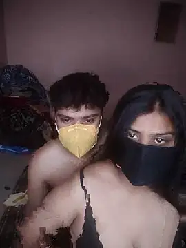 SURAJSAVITA online show from April 5, 2026, 8:32 am