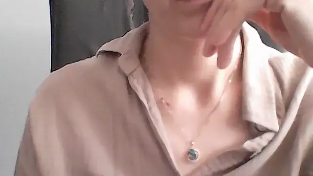 sara 41 online show from April 16, 2026, 10:16 am