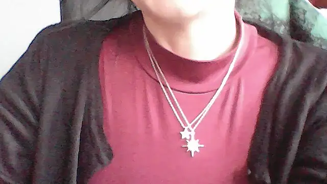 sara 41 online show from April 14, 2026, 9:58 am