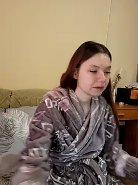 JessicaHolland1 online show from April 18, 2026, 7:11 am