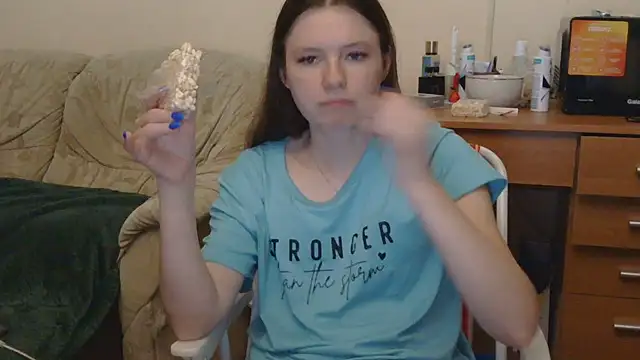 Snapshot of JessicaHolland1 chatting on June 9, 2026, 6:31 pm JessicaHolland1 online show from June 9, 2026, 6:31 pm