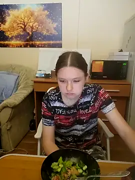Snapshot of JessicaHolland1 chatting on June 15, 2026, 6:40 pm JessicaHolland1 online show from June 15, 2026, 6:40 pm