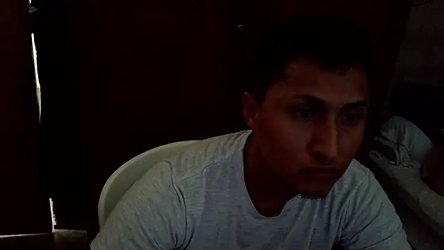 JuanchoCol  online show from April 16, 2026, 7:36 pm