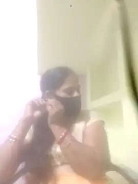 SEEMA 012 online show from April 12, 2026, 5:22 am