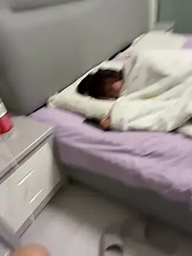 L7D8521 online show from April 16, 2026, 2:29 pm