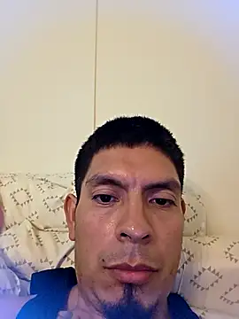 Snapshot of Mexijuicy4091 chatting on April 3, 2026, 6:31 am Mexijuicy4091 online show from April 3, 2026, 6:31 am