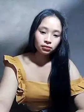 Liss-mimi online show from April 4, 2026, 7:37 am