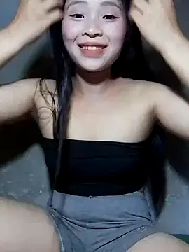 Liss-mimi online show from April 12, 2026, 7:55 am