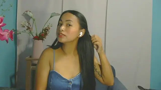 CherlynRuffino online show from April 13, 2026, 1:20 am