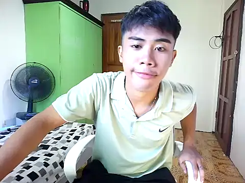 Snapshot of valerio_fernan chatting on July 5, 2026, 12:04 am valerio fernan online show from July 5, 2026, 12:04 am