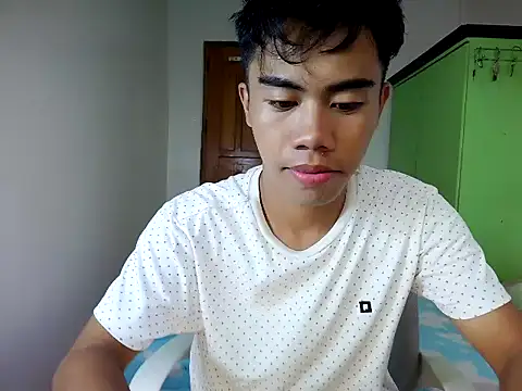 Snapshot of valerio_fernan chatting on July 11, 2026, 11:49 pm valerio fernan online show from July 11, 2026, 11:49 pm