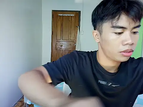 Snapshot of valerio_fernan chatting on July 15, 2026, 11:23 pm valerio fernan online show from July 15, 2026, 11:23 pm