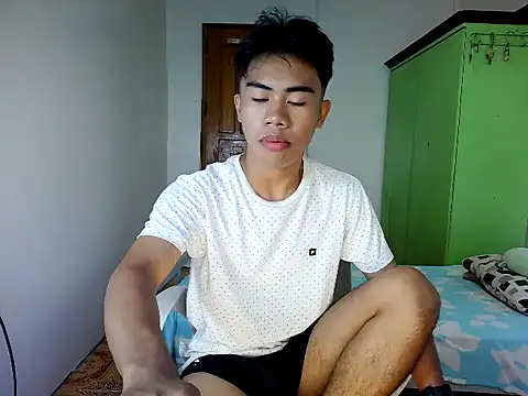 Snapshot of valerio_fernan chatting on July 25, 2026, 11:33 pm valerio fernan online show from July 25, 2026, 11:33 pm