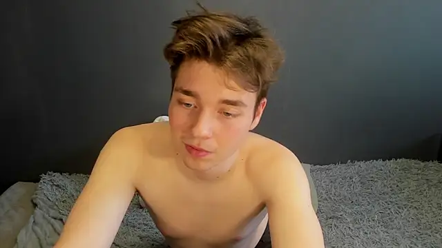 zeriax online show from April 9, 2026, 6:19 am