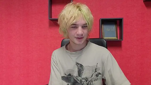 JameMilann online show from April 7, 2026, 8:43 pm