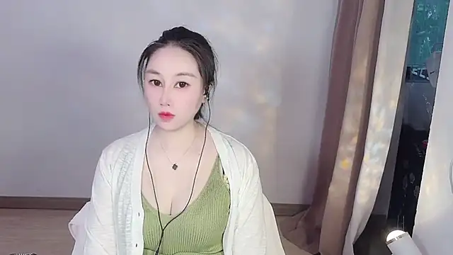 Eva-000 online show from April 26, 2026, 10:51 pm