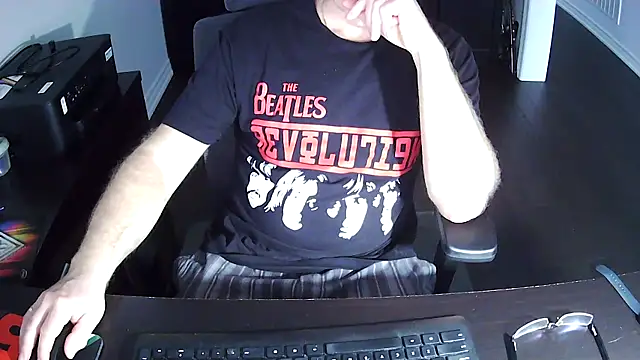 Shalun2000 online show from April 12, 2026, 1:03 pm