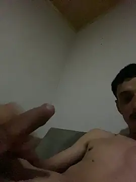 casalcapixaba28 online show from April 16, 2026, 8:53 pm