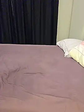DoggyJasmine online show from August 9, 2026, 5:19 pm