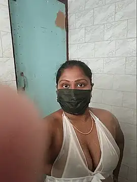 Romantic Woman online show from July 22, 2026, 5:42 am