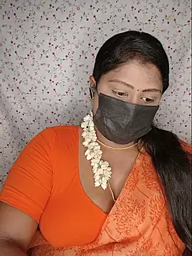 Romantic Woman online show from July 18, 2026, 6:27 pm