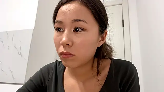 fengxicolombia online show from April 9, 2026, 3:51 pm