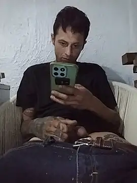 eroos twink online show from June 1, 2026, 9:42 am