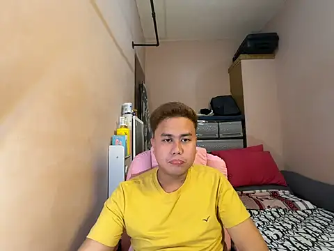Snapshot of tipsy_butter chatting on August 5, 2026, 3:17 pm tipsy butter online show from August 5, 2026, 3:17 pm