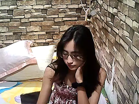 Snapshot of akira_z101 chatting on July 23, 2026, 2:53 am akira z101 online show from July 23, 2026, 2:53 am