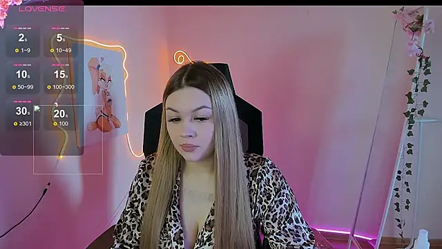 AmeliePeach online show from April 23, 2026, 11:05 am