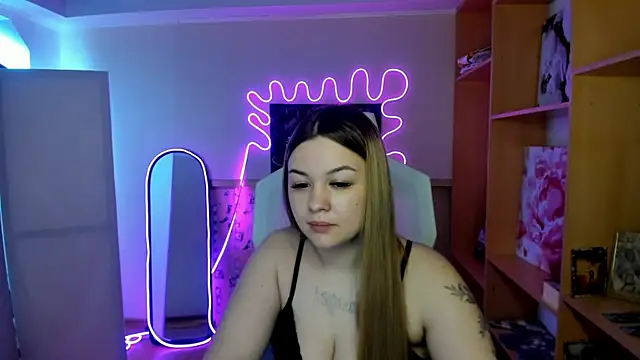 AmeliePeach online show from April 25, 2026, 4:59 am