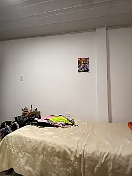 Leticia Hinkley  online show from April 11, 2026, 11:36 am