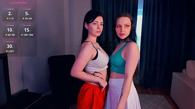 CindyPoster online show from April 18, 2026, 7:00 am