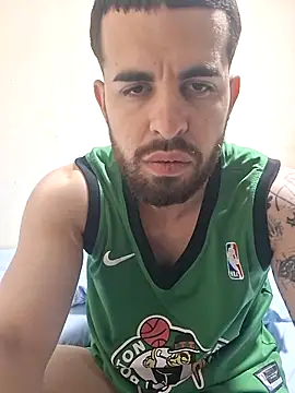 leoxxxgato online show from April 16, 2026, 3:07 am